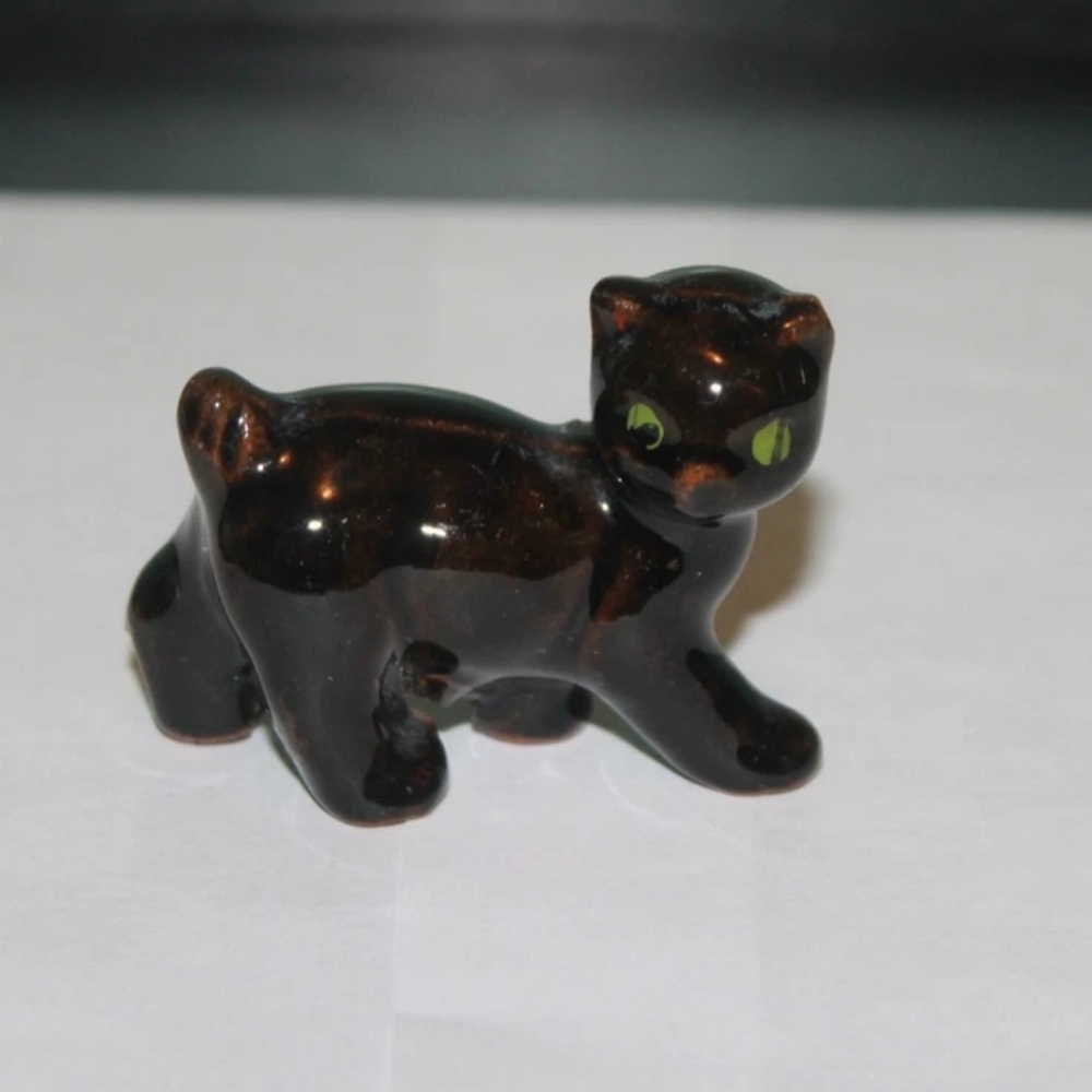 Vintage Redware Ceramic Black Cat Figurine